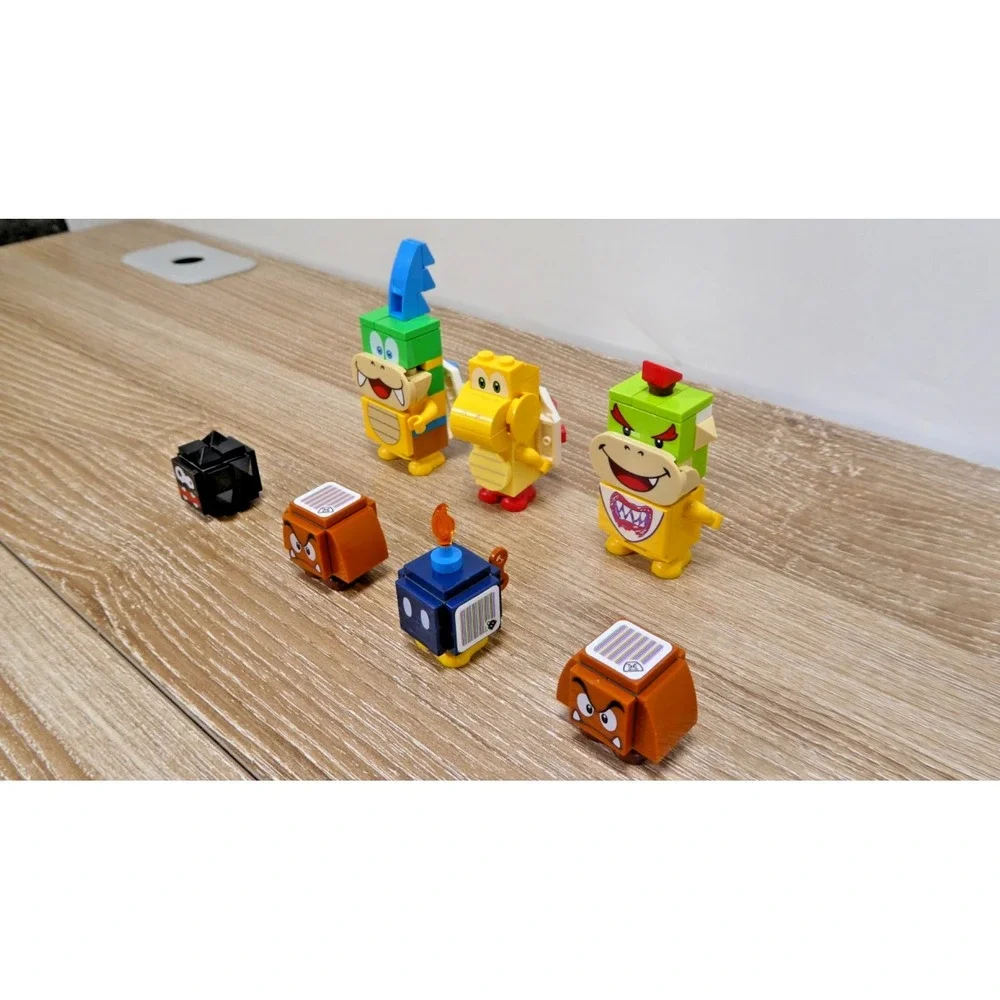 LEGO Mario Charact. Fuzzy, Goomba, Bawser Jr, Larry Koopa, Koopa Troopa, Bob-omb